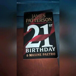 A Women's Murder Club Thriller 21st Birthday (EUC)